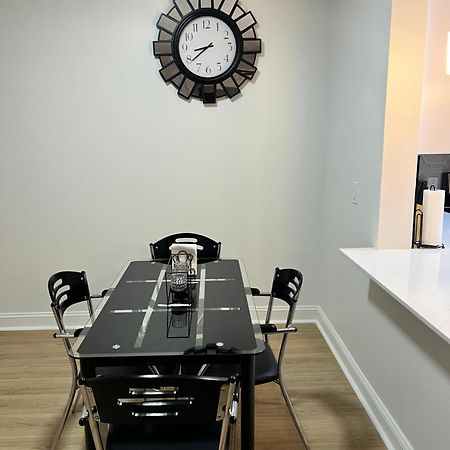 South Charlotte'S Cozy & Modern Διαμέρισμα Εξωτερικό φωτογραφία