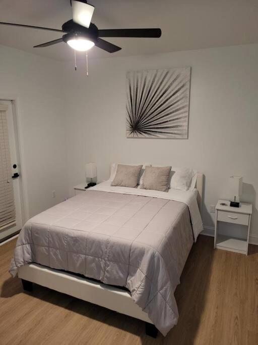South Charlotte'S Cozy & Modern Διαμέρισμα Εξωτερικό φωτογραφία