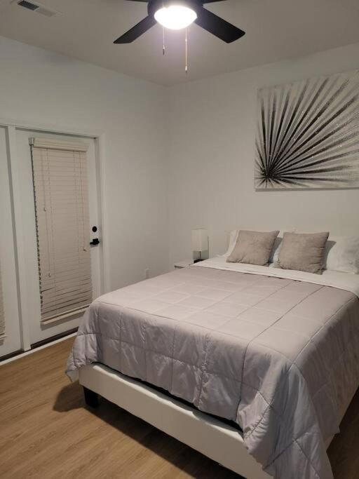 South Charlotte'S Cozy & Modern Διαμέρισμα Εξωτερικό φωτογραφία