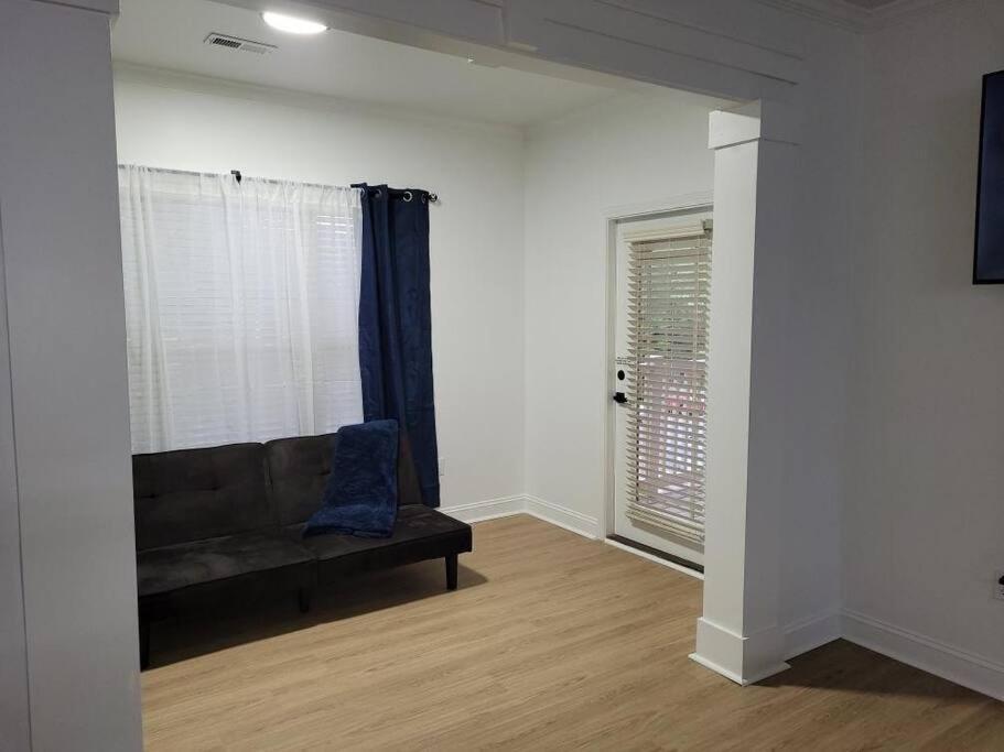 South Charlotte'S Cozy & Modern Διαμέρισμα Εξωτερικό φωτογραφία