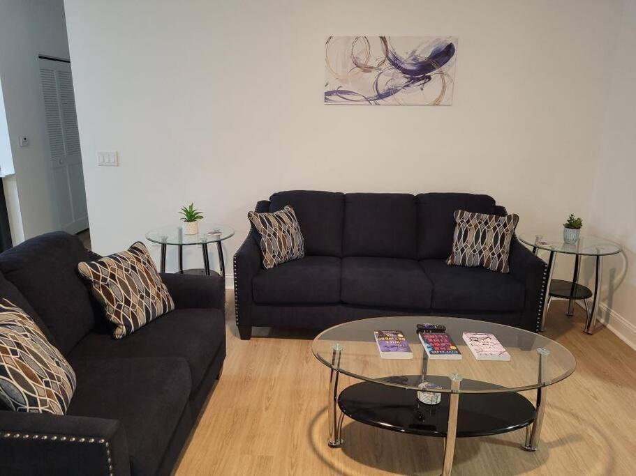 South Charlotte'S Cozy & Modern Διαμέρισμα Εξωτερικό φωτογραφία