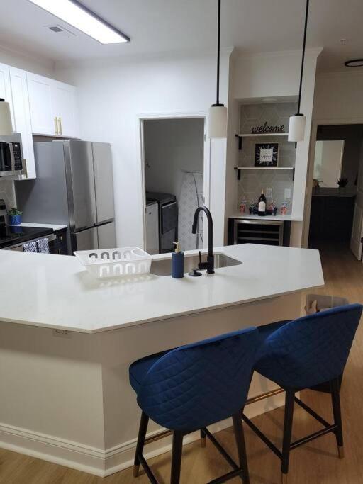South Charlotte'S Cozy & Modern Διαμέρισμα Εξωτερικό φωτογραφία