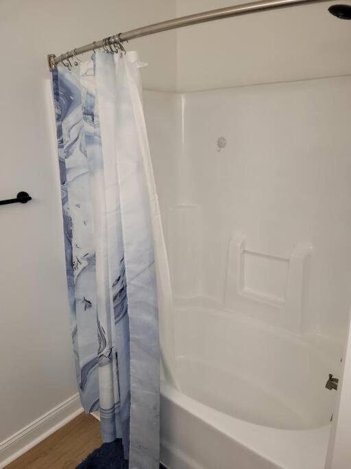 South Charlotte'S Cozy & Modern Διαμέρισμα Εξωτερικό φωτογραφία