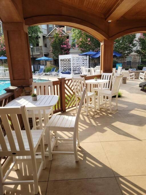 South Charlotte'S Cozy & Modern Διαμέρισμα Εξωτερικό φωτογραφία