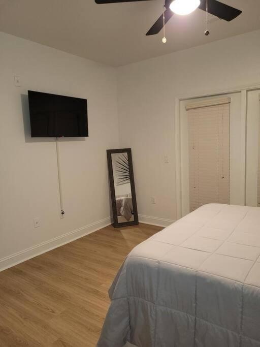 South Charlotte'S Cozy & Modern Διαμέρισμα Εξωτερικό φωτογραφία